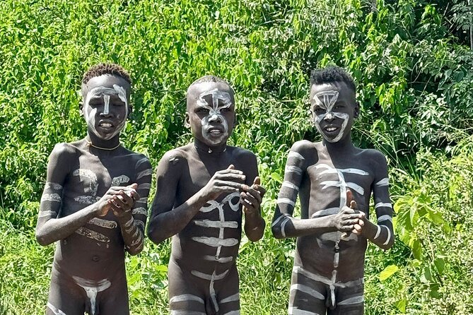 6 Days Omo valley Tribal Tour (Starts Arba Minch End Jinka) - Day 5: Omerate, canoe crossing to Dassanech, and Keyafer market color