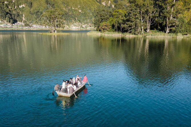 A day trip to Wench crater Lake - The 4 km shore walk: how demanding is it?