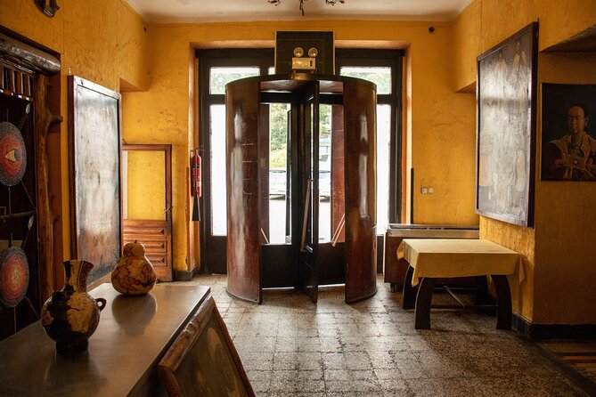 Addis Ababa Authentic Private City Tour - Holy Trinity Cathedral: Imperial Tombs and the Meaning Behind the Stone
