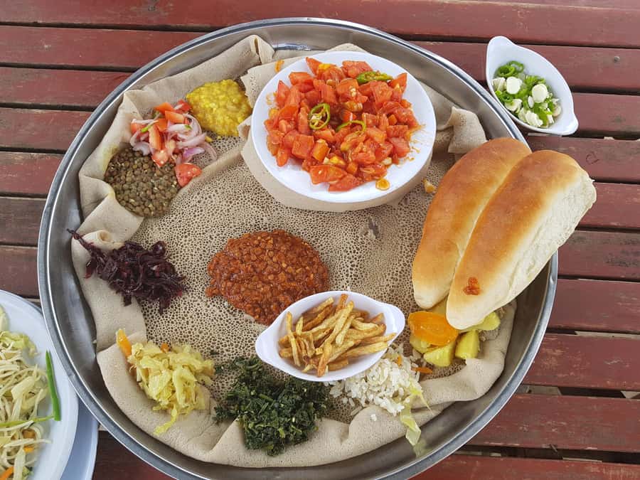 Addis Ababa Essentials: Flexible Full-Day City Sightseeing - Saint George Cathedral, Meskel Square, and the Lion of Judah