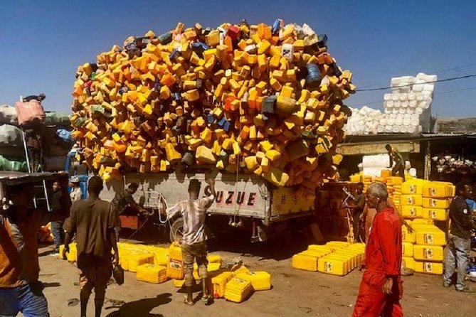 Best of Addis Ababa Guided City Tour - Chiromeda Market: textiles and craft you can actually shop smart
