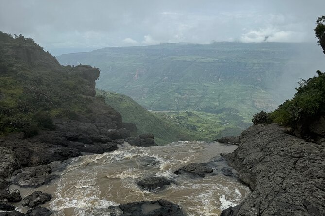 Day Trip From Addis Ababa To Debre Libanos and Portuguese Bridge - Debre Libanos on a Cliff Terrace: Monastery Views and Real Religious Spaces