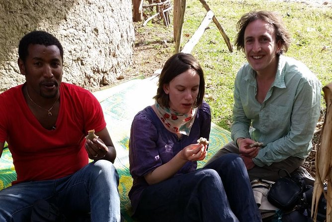 Excursion to Melka Kuntre, Tiya and Adadi Mariam - Melka Kuntre: Stone Age tools from 1.5 to 1.8 million years ago