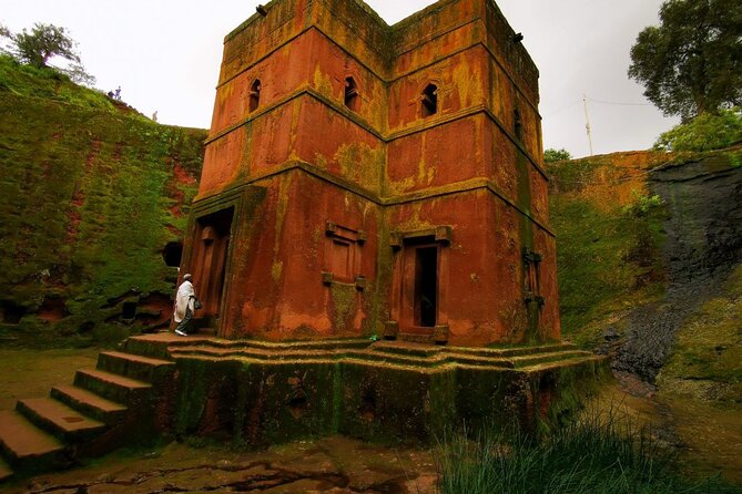 Lalibela churches , church museum & Yemrehan kirstose ( cave church) - Stop 3: Church service in Lalibela, then back to the airport