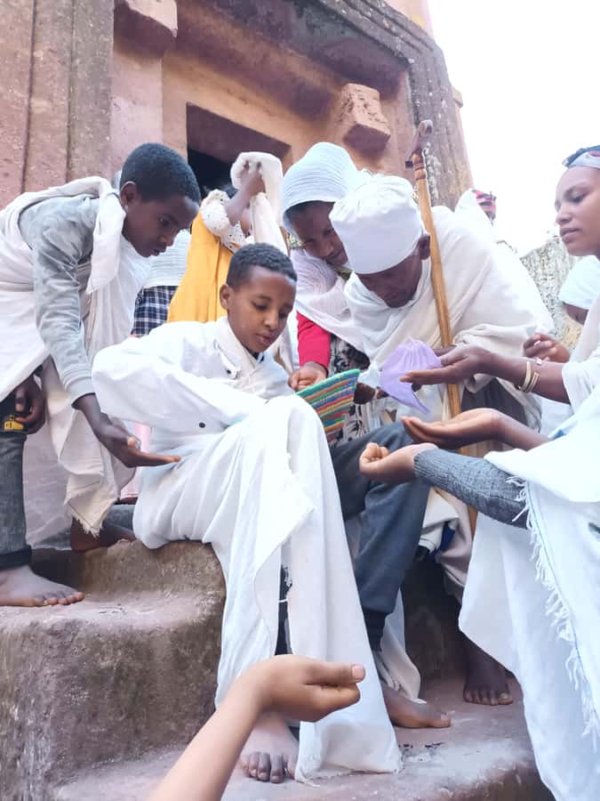 Lalibela: Churches Full-Day Private Tour w/Coffee Ceremony - Coffee Ceremony in a Family House: Culture With No Script