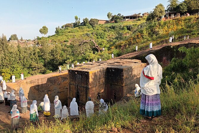 Lalibela Rock Churches Guided Tour - Timing Matters: The 12 to 2 pm Closure Break